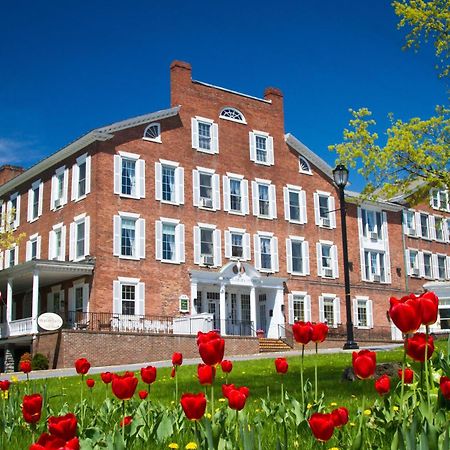 Middlebury Inn Экстерьер фото