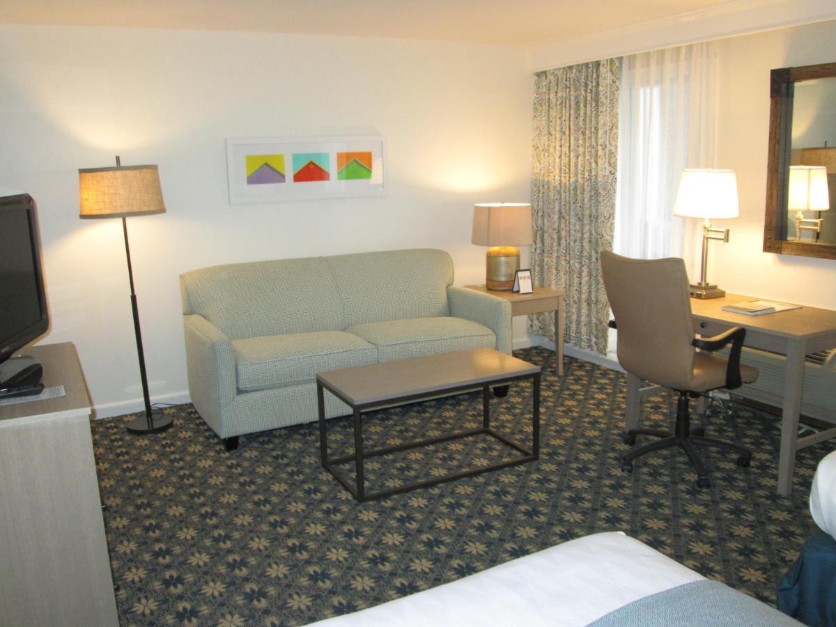 Middlebury Inn Экстерьер фото