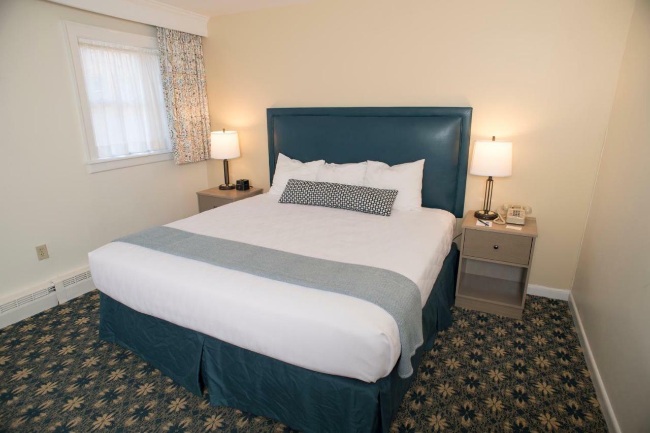 Middlebury Inn Экстерьер фото