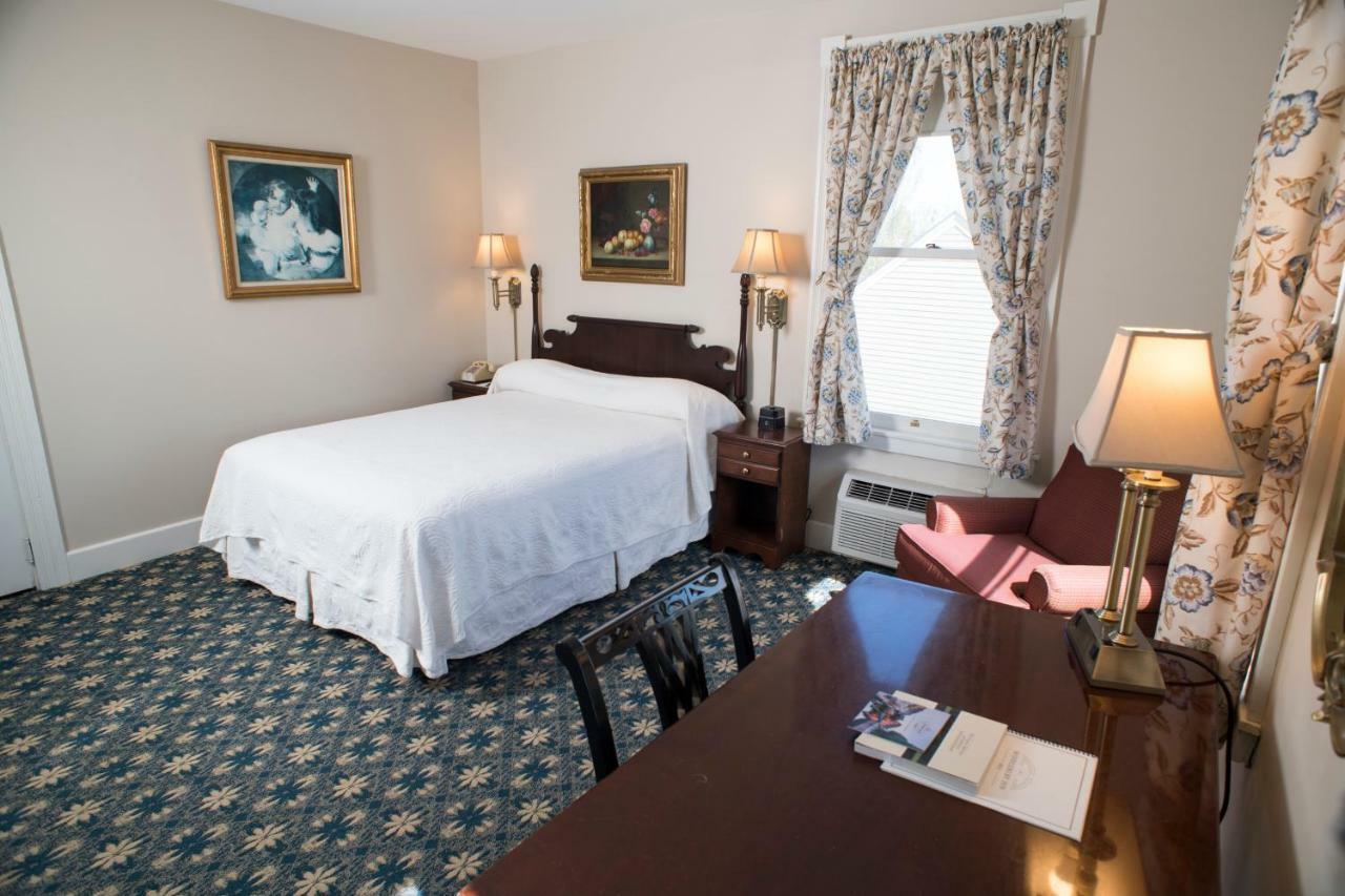 Middlebury Inn Экстерьер фото